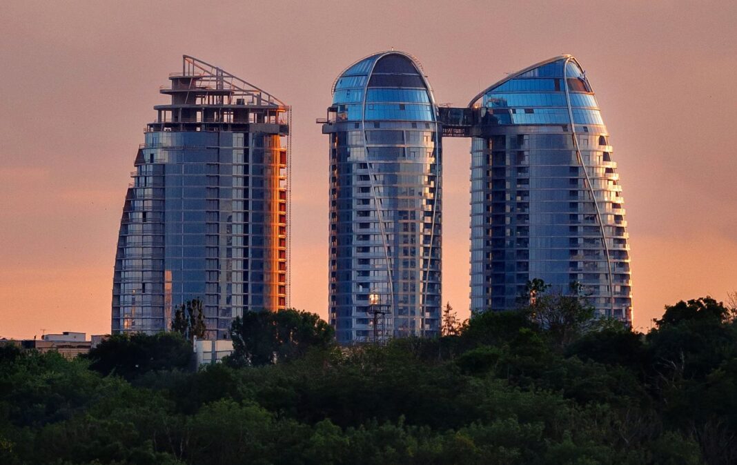 2g7a3136__1___1__6826c3f2fb20643fb0a985bb5b1b1134_1300x820