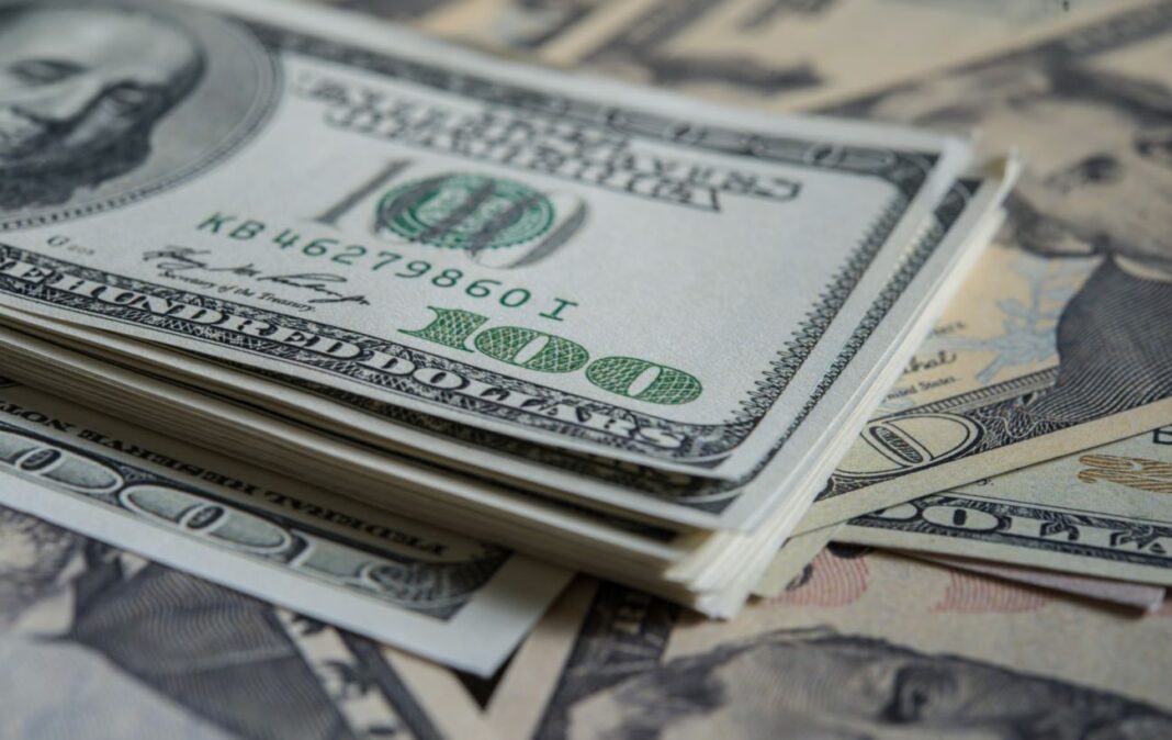 744_ef970ab8c4c645cc8e9f2fc813b2b0f4_1300x820